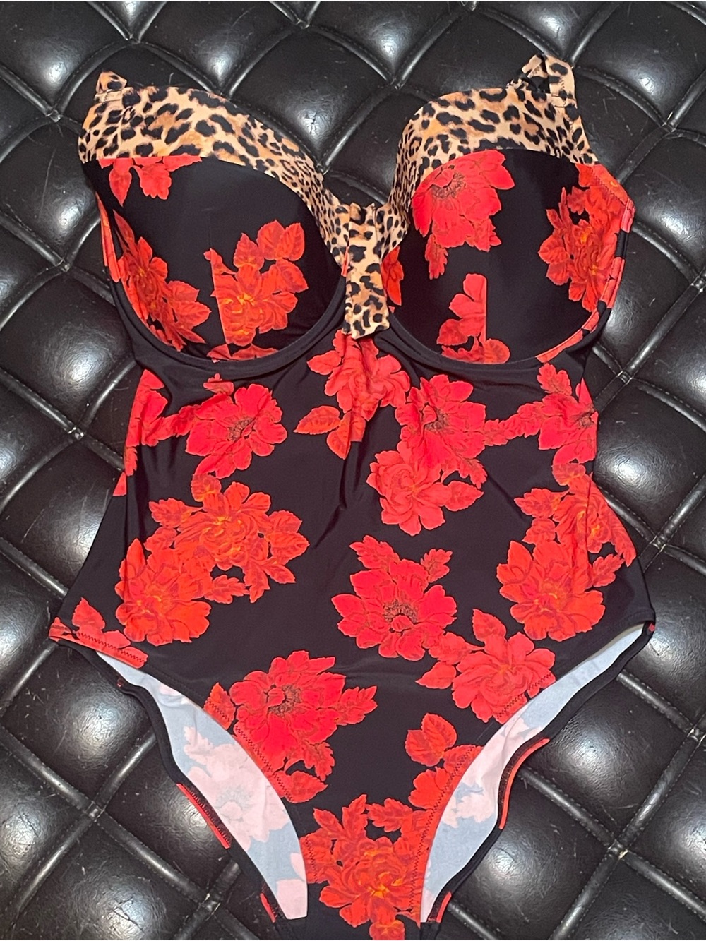 Pour Moi St Lucia Red Floral & Leopard Print Underwire Swimsuit Sz 38I NWT - Picture 9 of 11